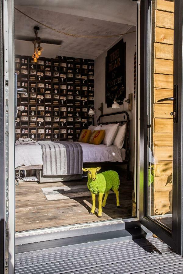 James' Place at Dowlais Merthyr Tydfil Chambre photo